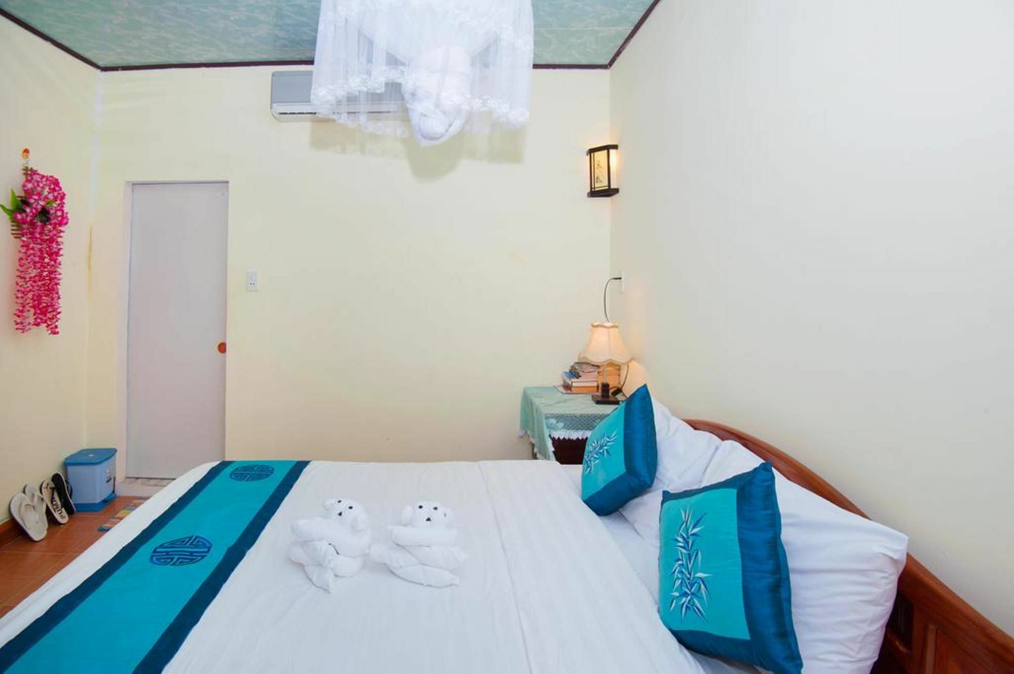 Bougain Villeas Homestay Hoi An Exterior photo